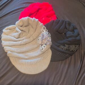Elegant Women's Knit Beret Set - Red, Gray, Black